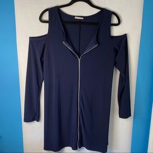 Beautiful Navy Off the shoulder front zip dress.